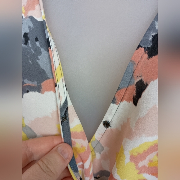 2/$30 LOFT Butterly Whimsigoth Floral Sleeveless Cottagecore Wrap Top (#819) - Picture 3 of 10